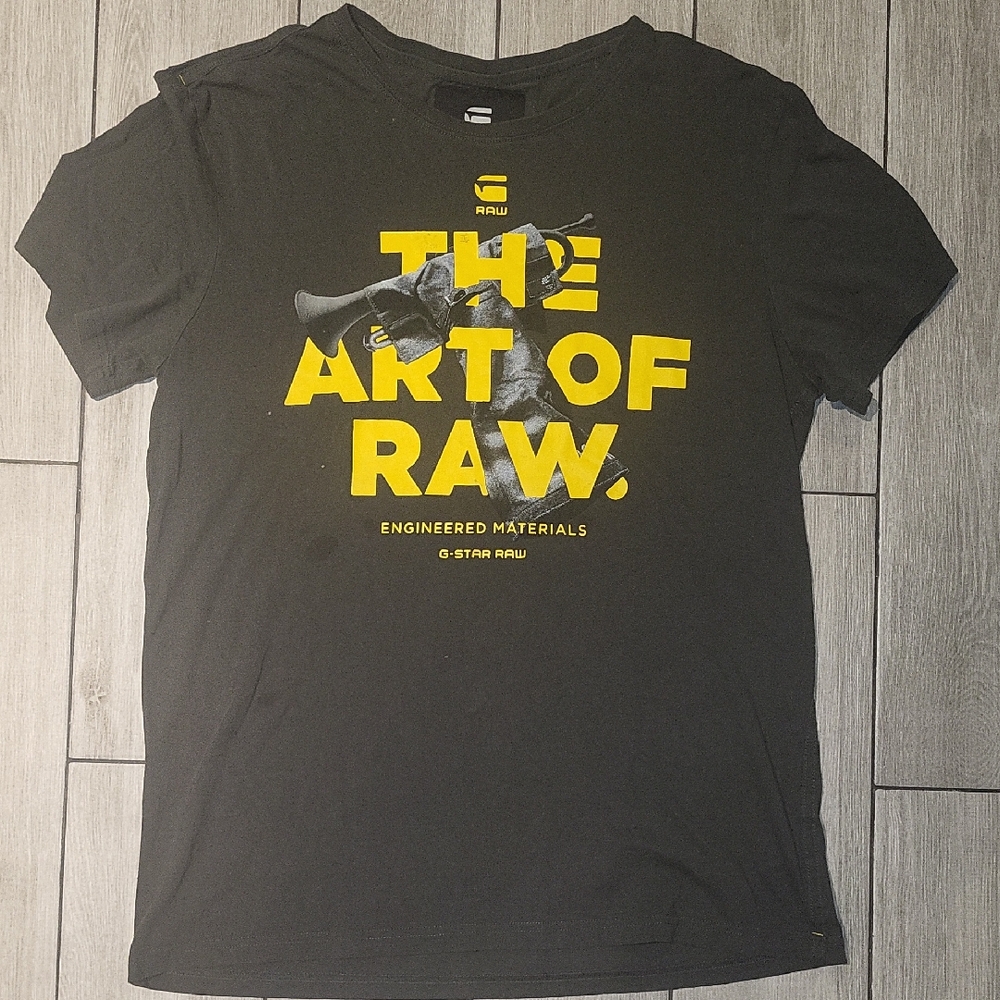 G-Star Charcoal Tee with Vibrant Yellow Design
